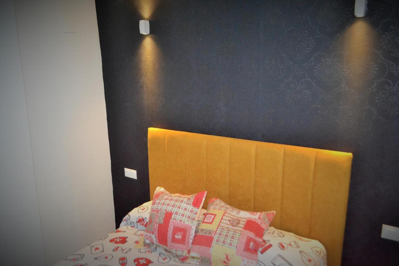 Vialia 2 Centro Apartment Malaga Luaran gambar
